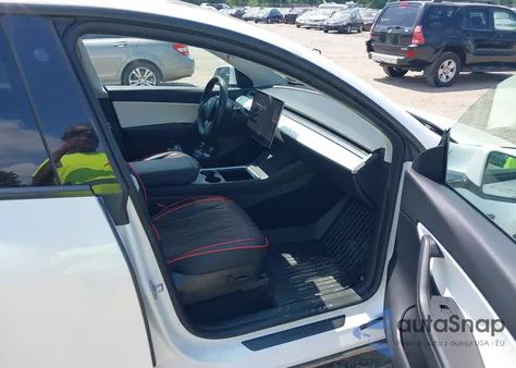 2021 Tesla Model Y Long Range Dual Motor All-Wheel Drive из США, поврежденный, VIN 5YJYGDEE2MF227112